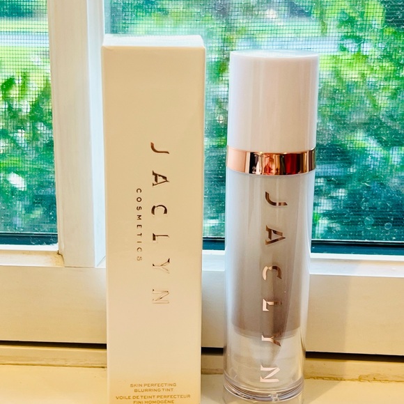 JACLYN COSMETICS Skin Perfecting Blurring Tint RICH NIB - Picture 2 of 4
